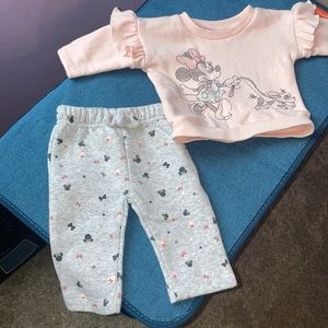 Minnie mouse sweatsuit